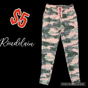 $5 ITEM- Roudelain Women's Elastic Waist Camo Jogger Pajama Pants DM9